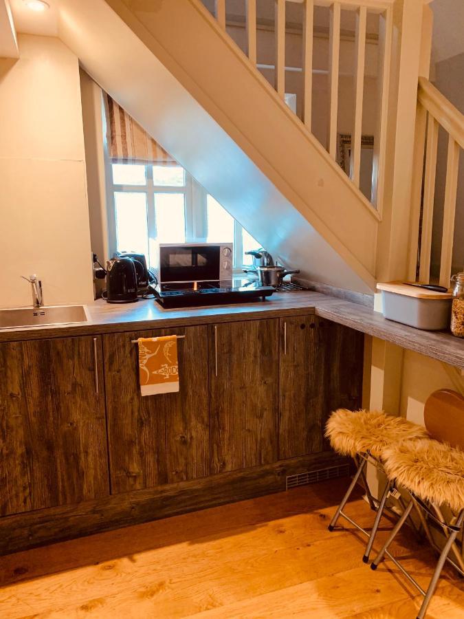 Bootmenders B&B Petersfield Exteriér fotografie