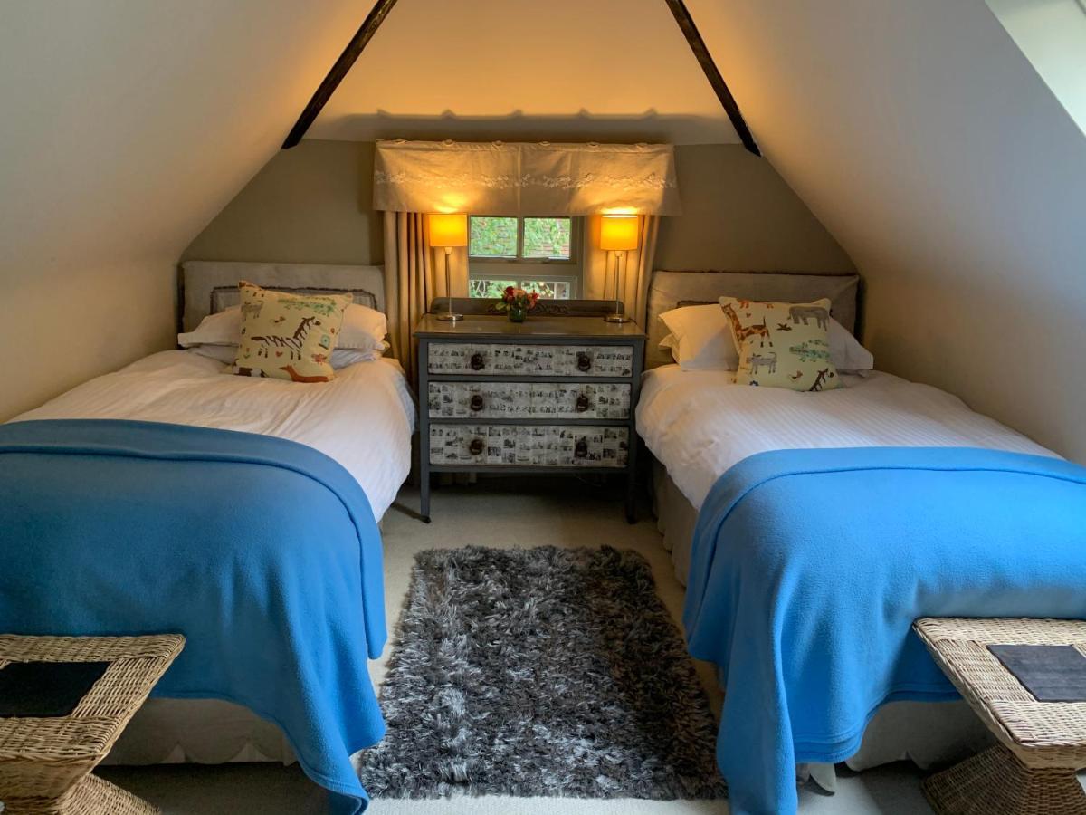 Bootmenders B&B Petersfield Exteriér fotografie